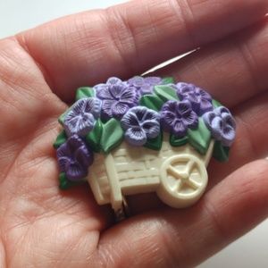 VINTAGE Signed Purple Flower Wagon Brooch